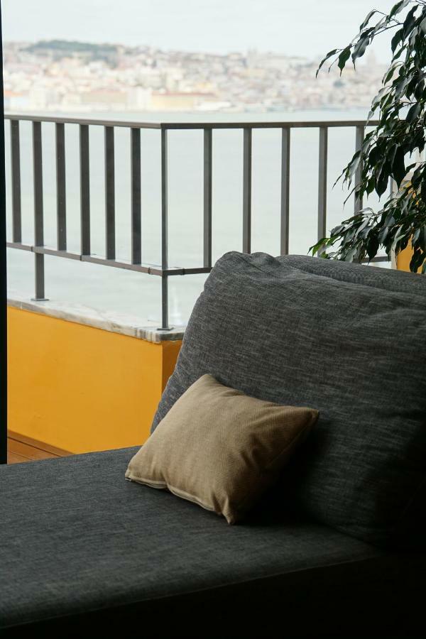 Penthouse Bellevue Apartman Almada Kültér fotó